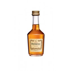 Hennessy V.S. cognac 40%...